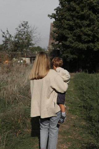 Merino Pullover mit Herz-Stickerei